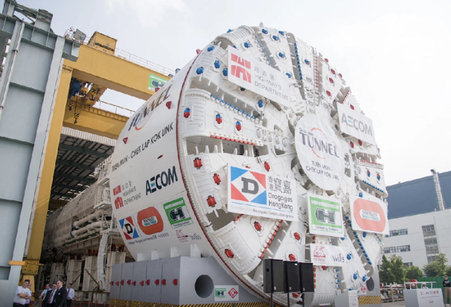 Dr. Rehm – Tunnelbau-Service – Weltgrößter Mixschild:17,6 m BohrdurchmesserTuen Mun-Chek Lap Kok LinkHong Kong