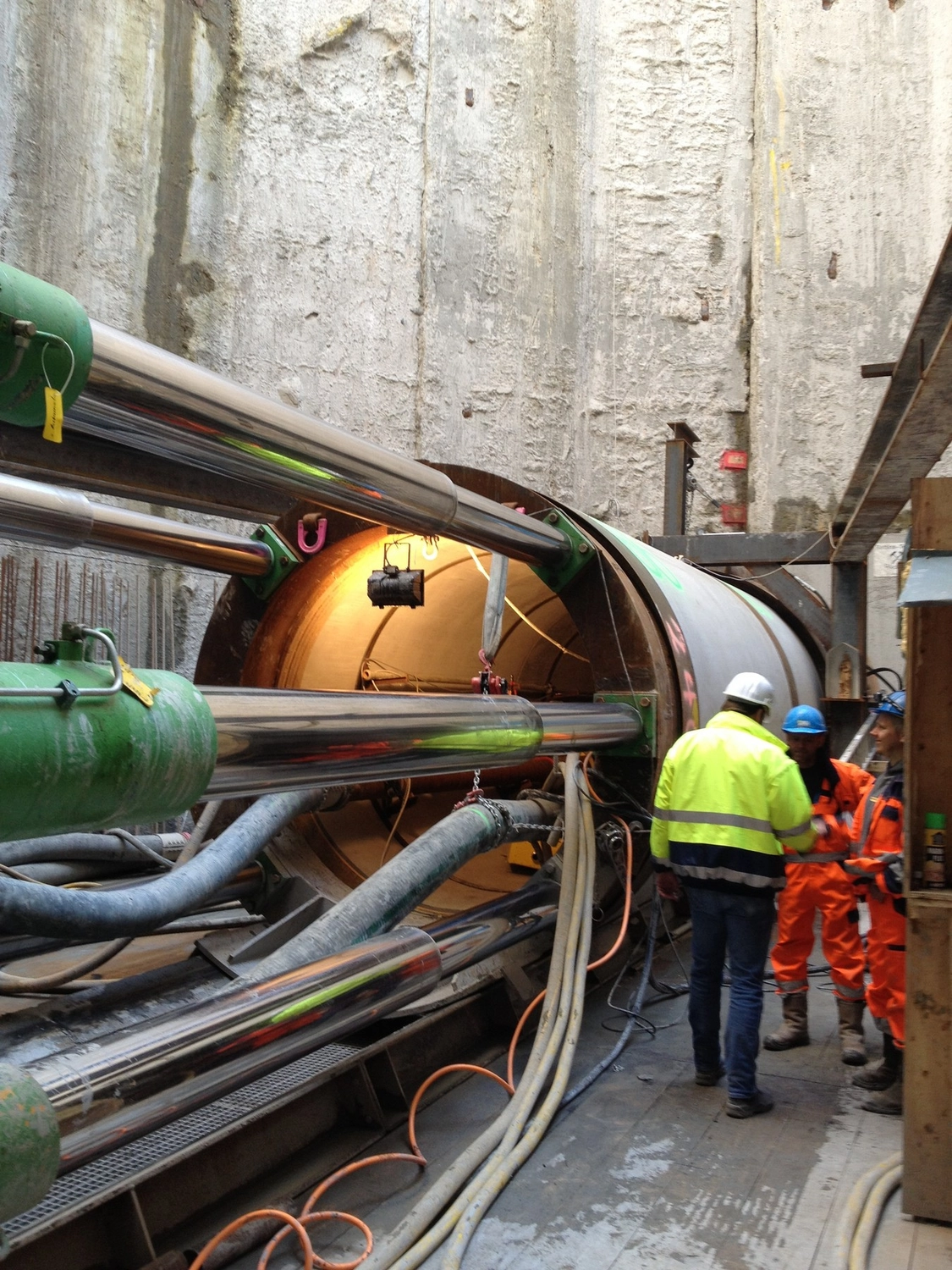 Dr. Rehm – Tunnelbau-Service – Längster Rohrvortrieb der Welt: 50 km Emscherkanal/Deutschland