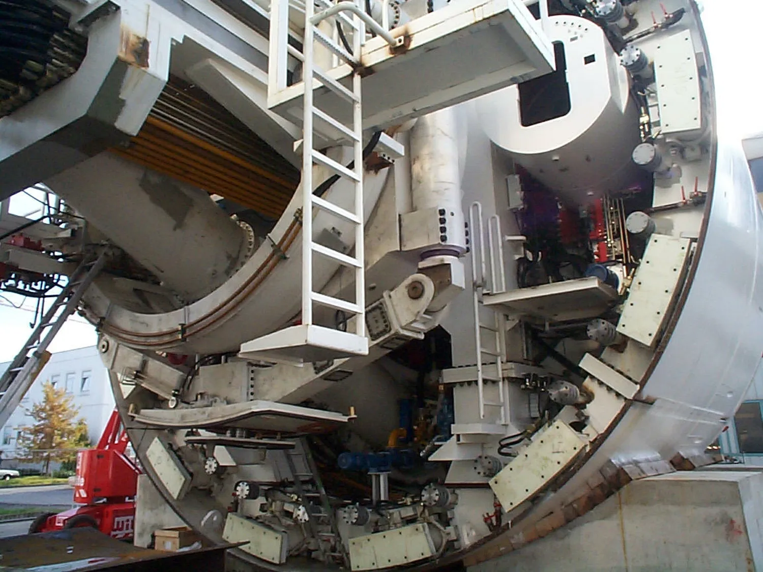 Dr. Rehm – Tunnelbau-Service – TBM Werksabnahme​